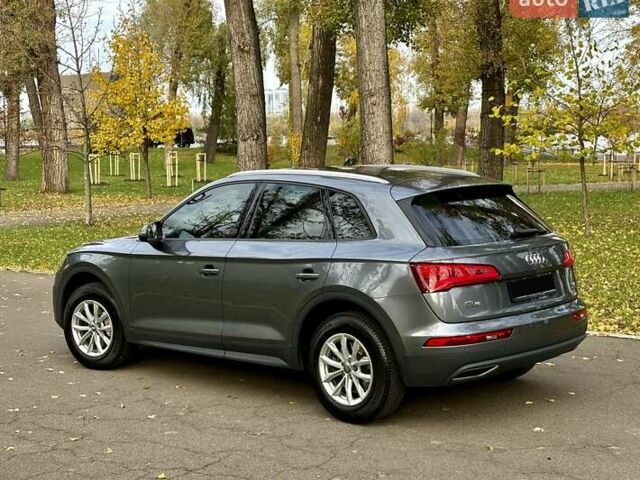 Ауди Ку 5 2017 в Киеве на Automoto.ua Серый Ауди Ку 5, объемом двигателя 1.97 л и пробегом 190 тыс. км за 26500 $, фото 19 на Automoto.ua