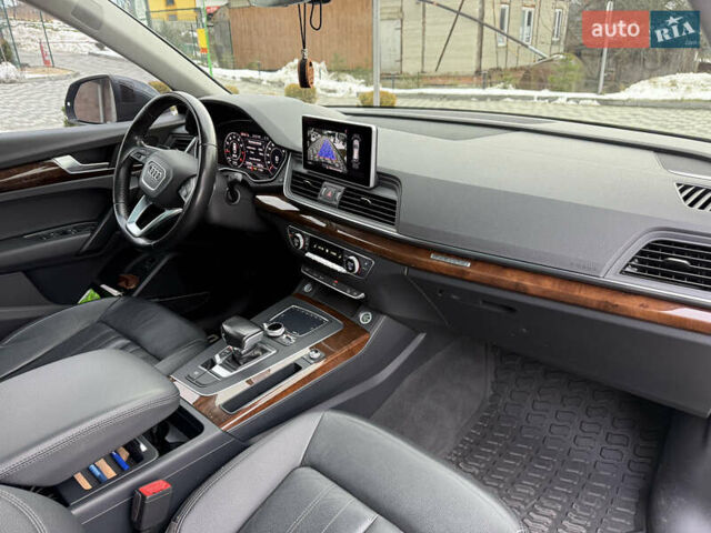 Сірий Ауді Ку 5, об'ємом двигуна 2 л та пробігом 123 тис. км за 26500 $, фото 49 на Automoto.ua