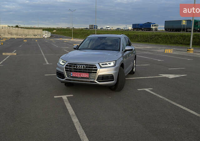 Серый Ауди Ку 5, объемом двигателя 1.98 л и пробегом 100 тыс. км за 23690 $, фото 2 на Automoto.ua