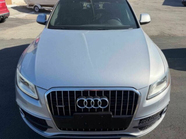 Серый Ауди Ку 5, объемом двигателя 2 л и пробегом 55 тыс. км за 4900 $, фото 1 на Automoto.ua