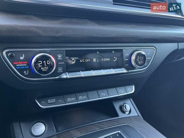 Серый Ауди Ку 5, объемом двигателя 2 л и пробегом 163 тыс. км за 24800 $, фото 34 на Automoto.ua