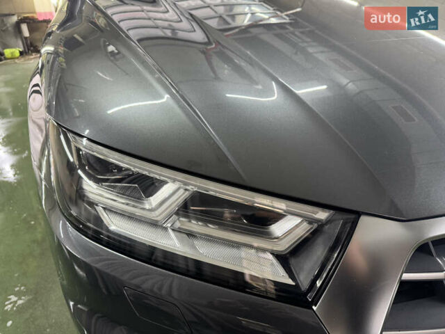 Серый Ауди Ку 5, объемом двигателя 1.97 л и пробегом 131 тыс. км за 35000 $, фото 19 на Automoto.ua