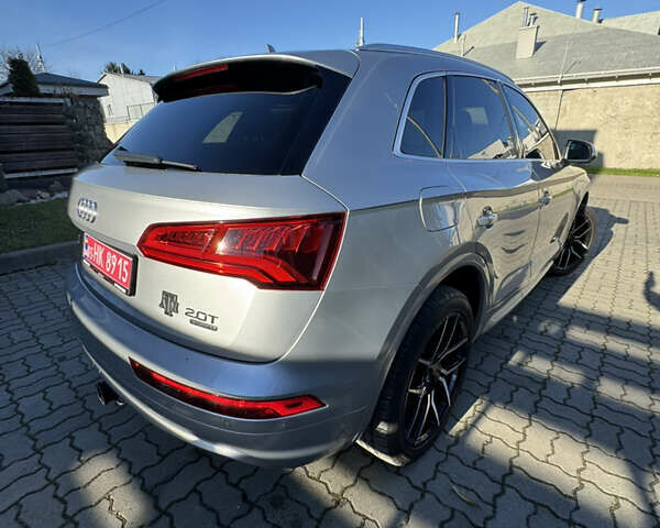 Серый Ауди Ку 5, объемом двигателя 1.98 л и пробегом 206 тыс. км за 23800 $, фото 6 на Automoto.ua