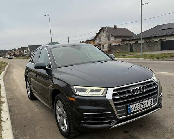 Серый Ауди Ку 5, объемом двигателя 1.98 л и пробегом 121 тыс. км за 24900 $, фото 3 на Automoto.ua