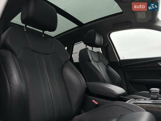 Сірий Ауді Ку 5, об'ємом двигуна 1.98 л та пробігом 179 тис. км за 26900 $, фото 58 на Automoto.ua