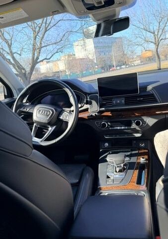 Серый Ауди Ку 5, объемом двигателя 1.98 л и пробегом 103 тыс. км за 29900 $, фото 15 на Automoto.ua