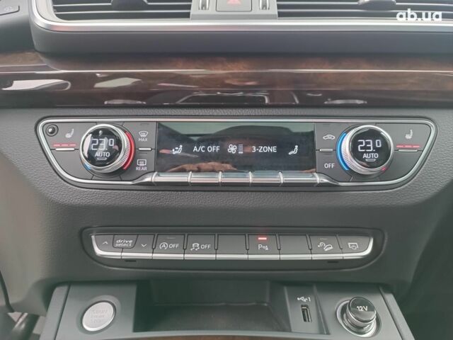 Серый Ауди Ку 5, объемом двигателя 2 л и пробегом 99 тыс. км за 25290 $, фото 44 на Automoto.ua