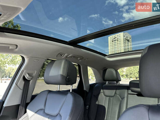 Сірий Ауді Ку 5, об'ємом двигуна 1.98 л та пробігом 121 тис. км за 24200 $, фото 12 на Automoto.ua