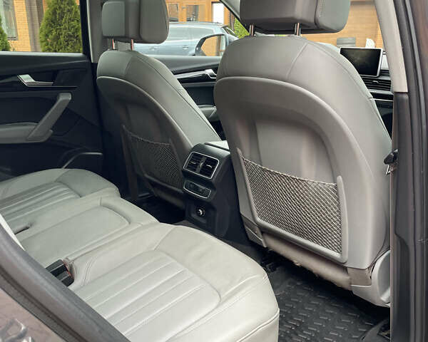 Серый Ауди Ку 5, объемом двигателя 2 л и пробегом 113 тыс. км за 25500 $, фото 20 на Automoto.ua