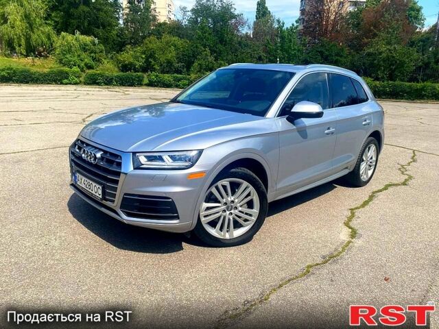 Сірий Ауді Ку 5, об'ємом двигуна 2 л та пробігом 97 тис. км за 30999 $, фото 6 на Automoto.ua