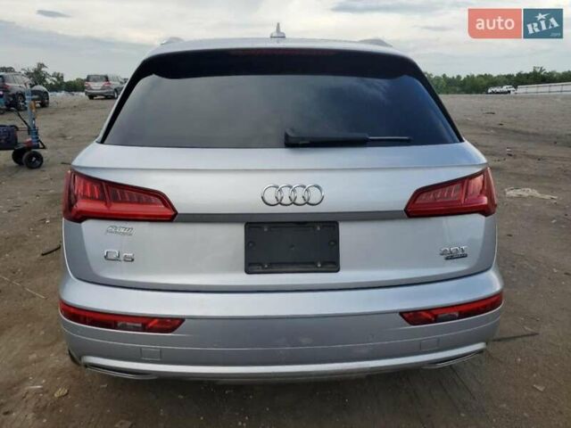 Серый Ауди Ку 5, объемом двигателя 1.98 л и пробегом 168 тыс. км за 18600 $, фото 5 на Automoto.ua