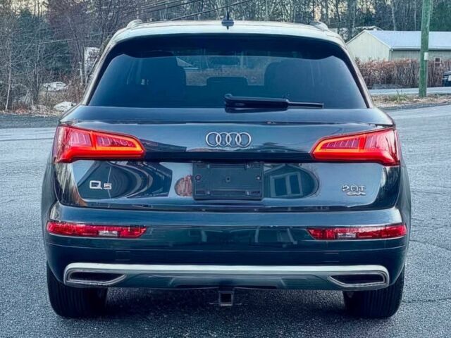 Серый Ауди Ку 5, объемом двигателя 2 л и пробегом 30 тыс. км за 5650 $, фото 4 на Automoto.ua