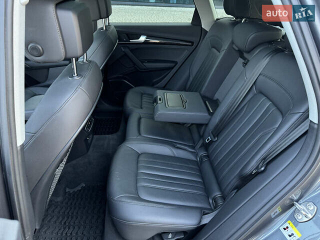 Сірий Ауді Ку 5, об'ємом двигуна 1.98 л та пробігом 124 тис. км за 26500 $, фото 9 на Automoto.ua