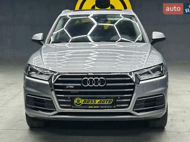 Сірий Ауді Ку 5, об'ємом двигуна 1.98 л та пробігом 129 тис. км за 27700 $, фото 1 на Automoto.ua