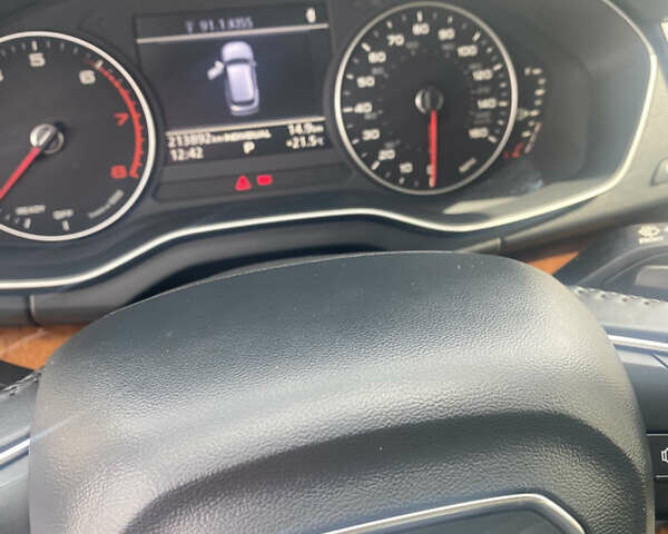 Сірий Ауді Ку 5, об'ємом двигуна 2 л та пробігом 210 тис. км за 21600 $, фото 16 на Automoto.ua