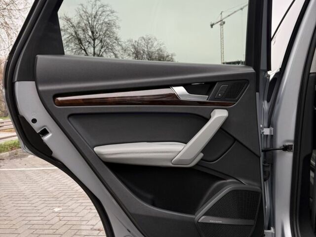 Сірий Ауді Ку 5, об'ємом двигуна 2 л та пробігом 148 тис. км за 24950 $, фото 21 на Automoto.ua