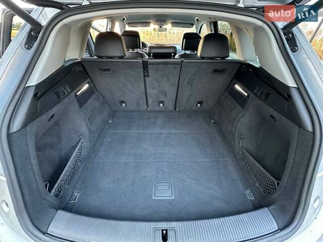 Серый Ауди Ку 5, объемом двигателя 1.98 л и пробегом 140 тыс. км за 21500 $, фото 12 на Automoto.ua