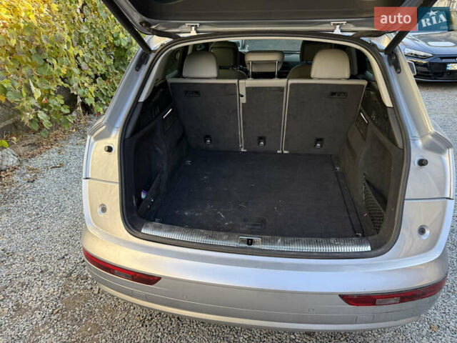 Сірий Ауді Ку 5, об'ємом двигуна 2 л та пробігом 148 тис. км за 20550 $, фото 14 на Automoto.ua