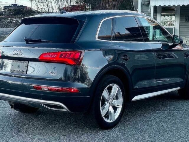 Серый Ауди Ку 5, объемом двигателя 2 л и пробегом 30 тыс. км за 5650 $, фото 5 на Automoto.ua