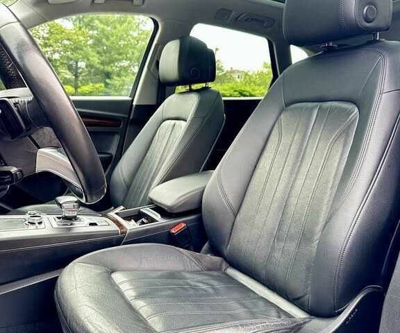 Сірий Ауді Ку 5, об'ємом двигуна 2 л та пробігом 113 тис. км за 19500 $, фото 13 на Automoto.ua