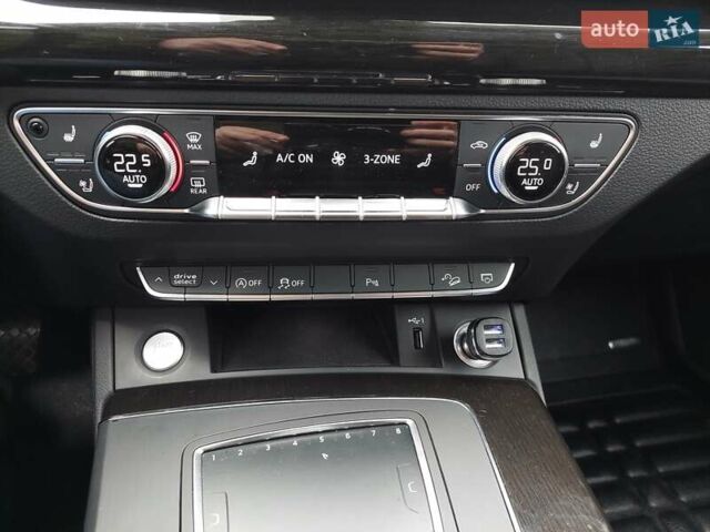 Сірий Ауді Ку 5, об'ємом двигуна 1.98 л та пробігом 122 тис. км за 23800 $, фото 27 на Automoto.ua