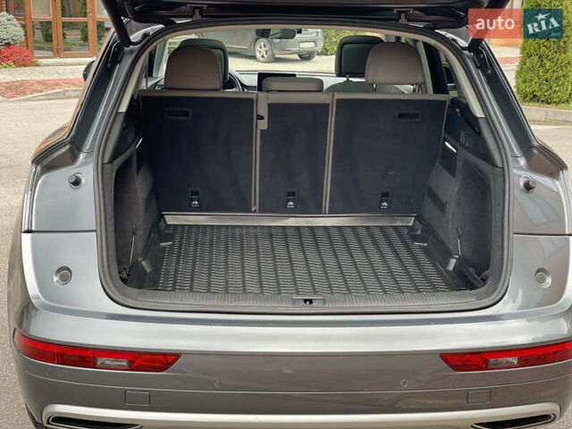 Серый Ауди Ку 5, объемом двигателя 2 л и пробегом 113 тыс. км за 25500 $, фото 12 на Automoto.ua