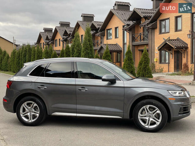 Серый Ауди Ку 5, объемом двигателя 2 л и пробегом 113 тыс. км за 25500 $, фото 9 на Automoto.ua