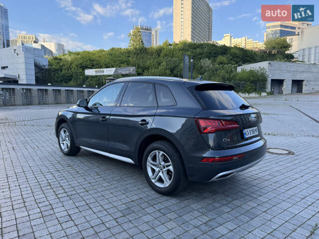 Серый Ауди Ку 5, объемом двигателя 1.98 л и пробегом 98 тыс. км за 25900 $, фото 6 на Automoto.ua