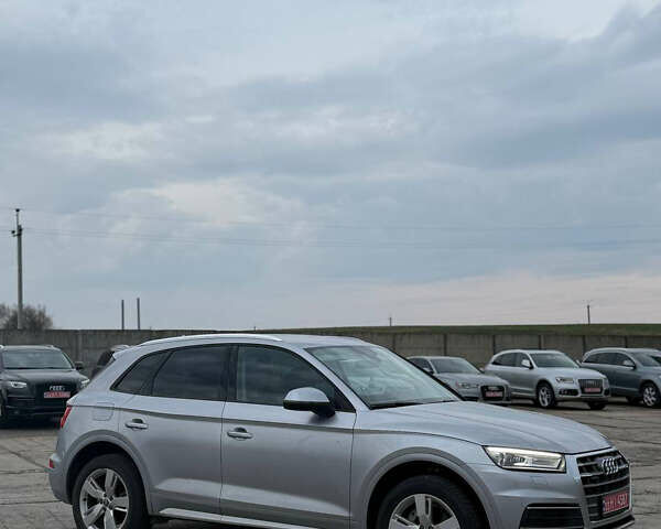 Сірий Ауді Ку 5, об'ємом двигуна 0 л та пробігом 194 тис. км за 19700 $, фото 2 на Automoto.ua