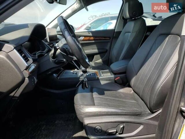 Серый Ауди Ку 5, объемом двигателя 2 л и пробегом 123 тыс. км за 26300 $, фото 5 на Automoto.ua