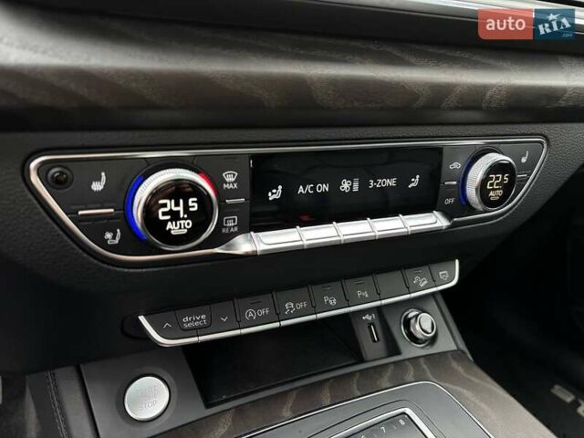 Серый Ауди Ку 5, объемом двигателя 1.98 л и пробегом 189 тыс. км за 23500 $, фото 36 на Automoto.ua