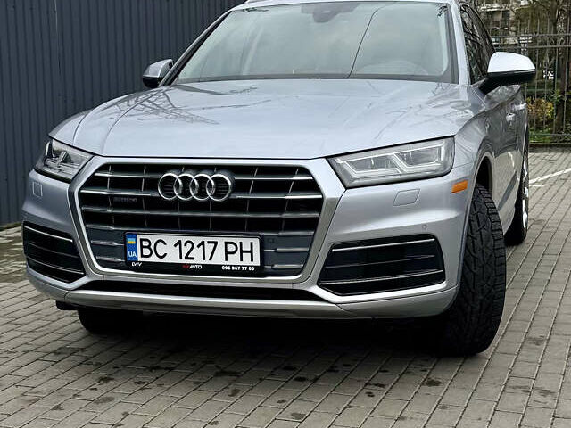 Сірий Ауді Ку 5, об'ємом двигуна 1.99 л та пробігом 84 тис. км за 31000 $, фото 27 на Automoto.ua