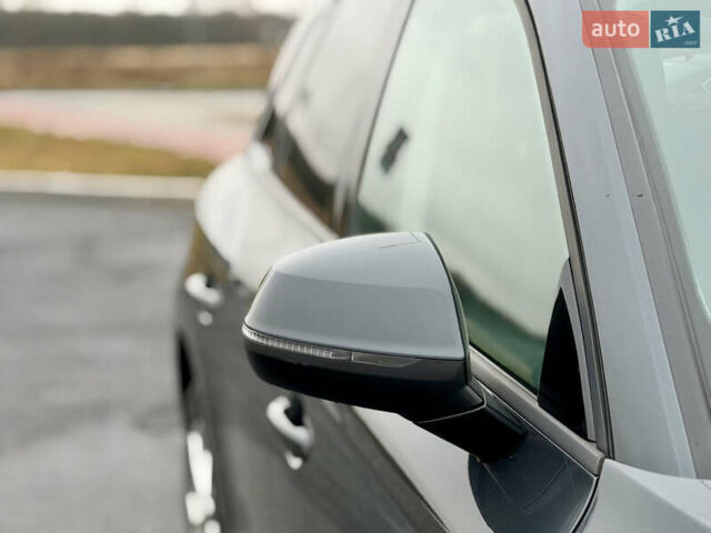 Сірий Ауді Ку 5, об'ємом двигуна 2 л та пробігом 136 тис. км за 24999 $, фото 12 на Automoto.ua