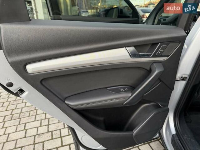 Сірий Ауді Ку 5, об'ємом двигуна 1.98 л та пробігом 129 тис. км за 25000 $, фото 18 на Automoto.ua