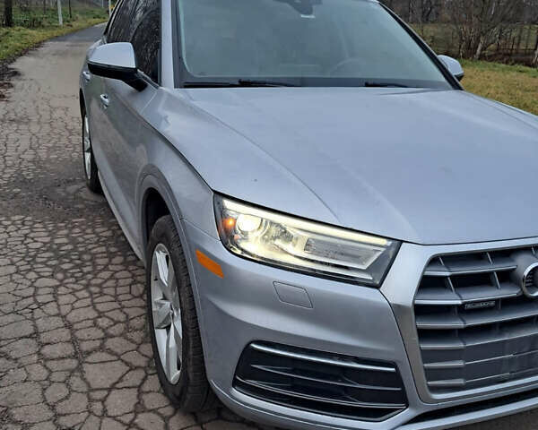 Сірий Ауді Ку 5, об'ємом двигуна 1.98 л та пробігом 147 тис. км за 24900 $, фото 20 на Automoto.ua