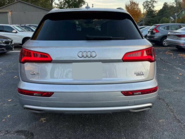 Серый Ауди Ку 5, объемом двигателя 2 л и пробегом 38 тыс. км за 14500 $, фото 6 на Automoto.ua