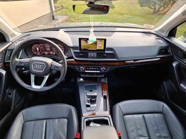 Серый Ауди Ку 5, объемом двигателя 2 л и пробегом 70 тыс. км за 12500 $, фото 7 на Automoto.ua