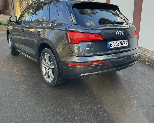 Сірий Ауді Ку 5, об'ємом двигуна 1.98 л та пробігом 185 тис. км за 24500 $, фото 25 на Automoto.ua