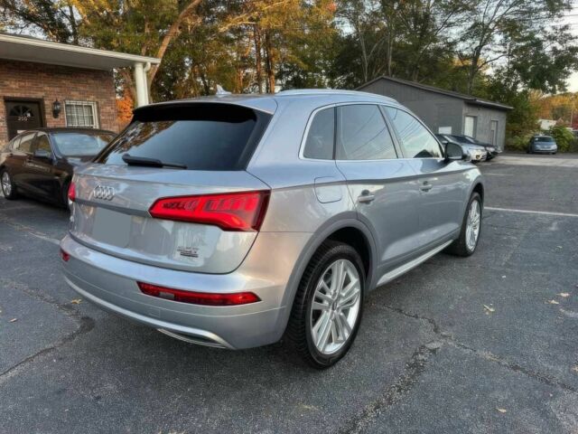 Серый Ауди Ку 5, объемом двигателя 2 л и пробегом 38 тыс. км за 14500 $, фото 5 на Automoto.ua