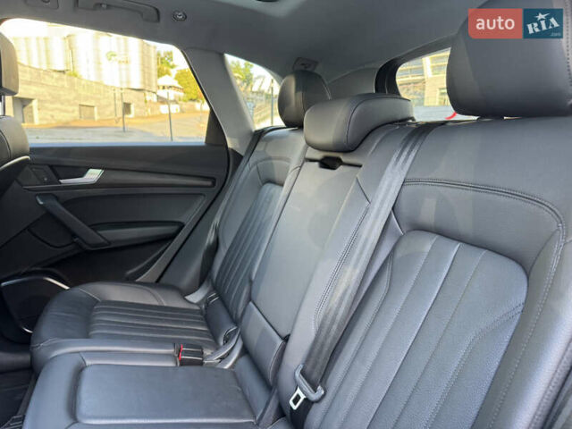 Серый Ауди Ку 5, объемом двигателя 1.98 л и пробегом 98 тыс. км за 25900 $, фото 26 на Automoto.ua