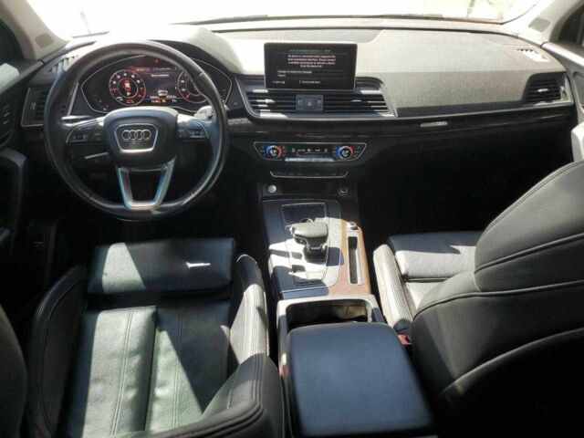 Сірий Ауді Ку 5, об'ємом двигуна 0 л та пробігом 54 тис. км за 6000 $, фото 7 на Automoto.ua