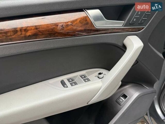 Сірий Ауді Ку 5, об'ємом двигуна 1.98 л та пробігом 87 тис. км за 26490 $, фото 17 на Automoto.ua