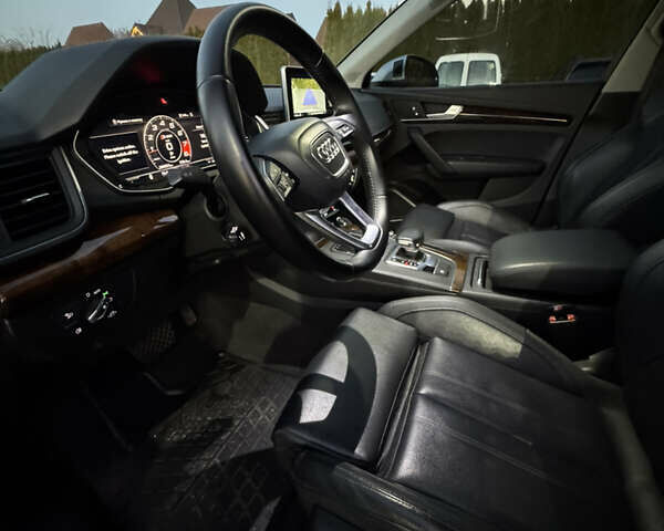 Серый Ауди Ку 5, объемом двигателя 1.98 л и пробегом 206 тыс. км за 23499 $, фото 11 на Automoto.ua