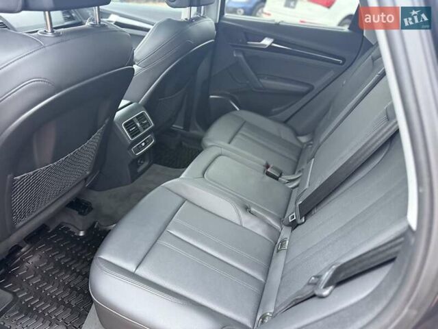 Серый Ауди Ку 5, объемом двигателя 1.98 л и пробегом 143 тыс. км за 26900 $, фото 22 на Automoto.ua