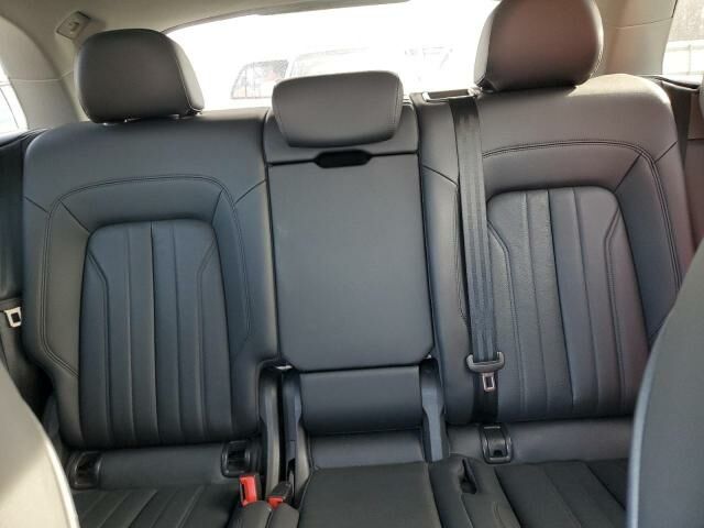 Серый Ауди Ку 5, объемом двигателя 2 л и пробегом 134 тыс. км за 20000 $, фото 9 на Automoto.ua