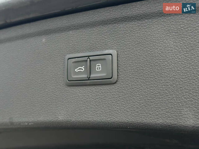 Серый Ауди Ку 5, объемом двигателя 1.98 л и пробегом 223 тыс. км за 21700 $, фото 12 на Automoto.ua