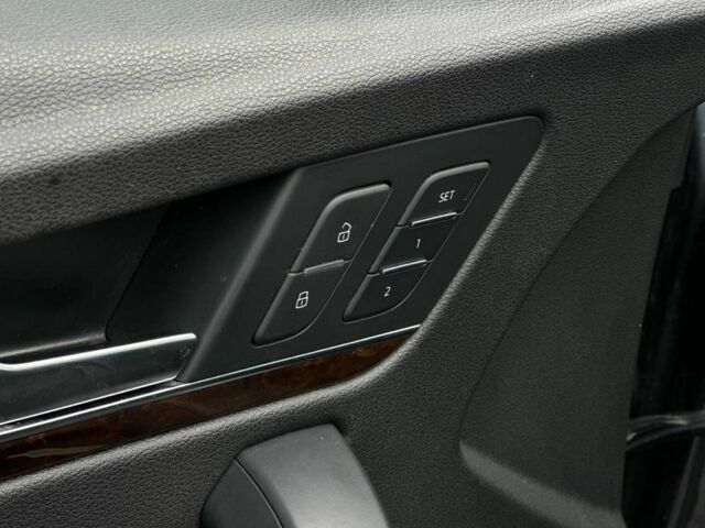 Серый Ауди Ку 5, объемом двигателя 2 л и пробегом 223 тыс. км за 21000 $, фото 9 на Automoto.ua