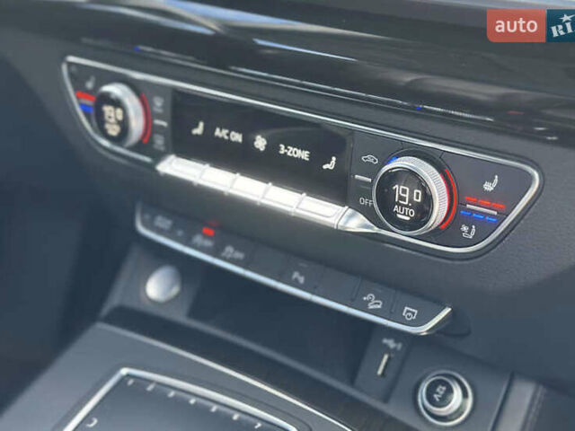 Сірий Ауді Ку 5, об'ємом двигуна 1.98 л та пробігом 121 тис. км за 24200 $, фото 21 на Automoto.ua