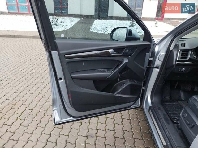 Сірий Ауді Ку 5, об'ємом двигуна 1.98 л та пробігом 122 тис. км за 23800 $, фото 21 на Automoto.ua