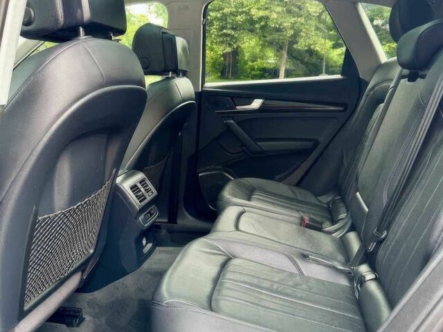 Ауди Ку 5 2018 в Одессе на Automoto.ua Серый Ауди Ку 5, объемом двигателя 2 л и пробегом 44 тыс. км за 8200 $, фото 14 на Automoto.ua